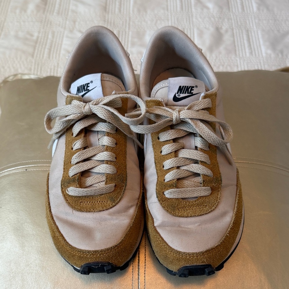 Nike Beige & Mustard Suede-Trim Runner Sneakers